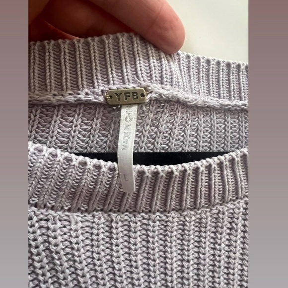 Young Fabulous & Broke 3/4 sleeve Lilac Crew Neck Large Sweater - Picture 3 of 5